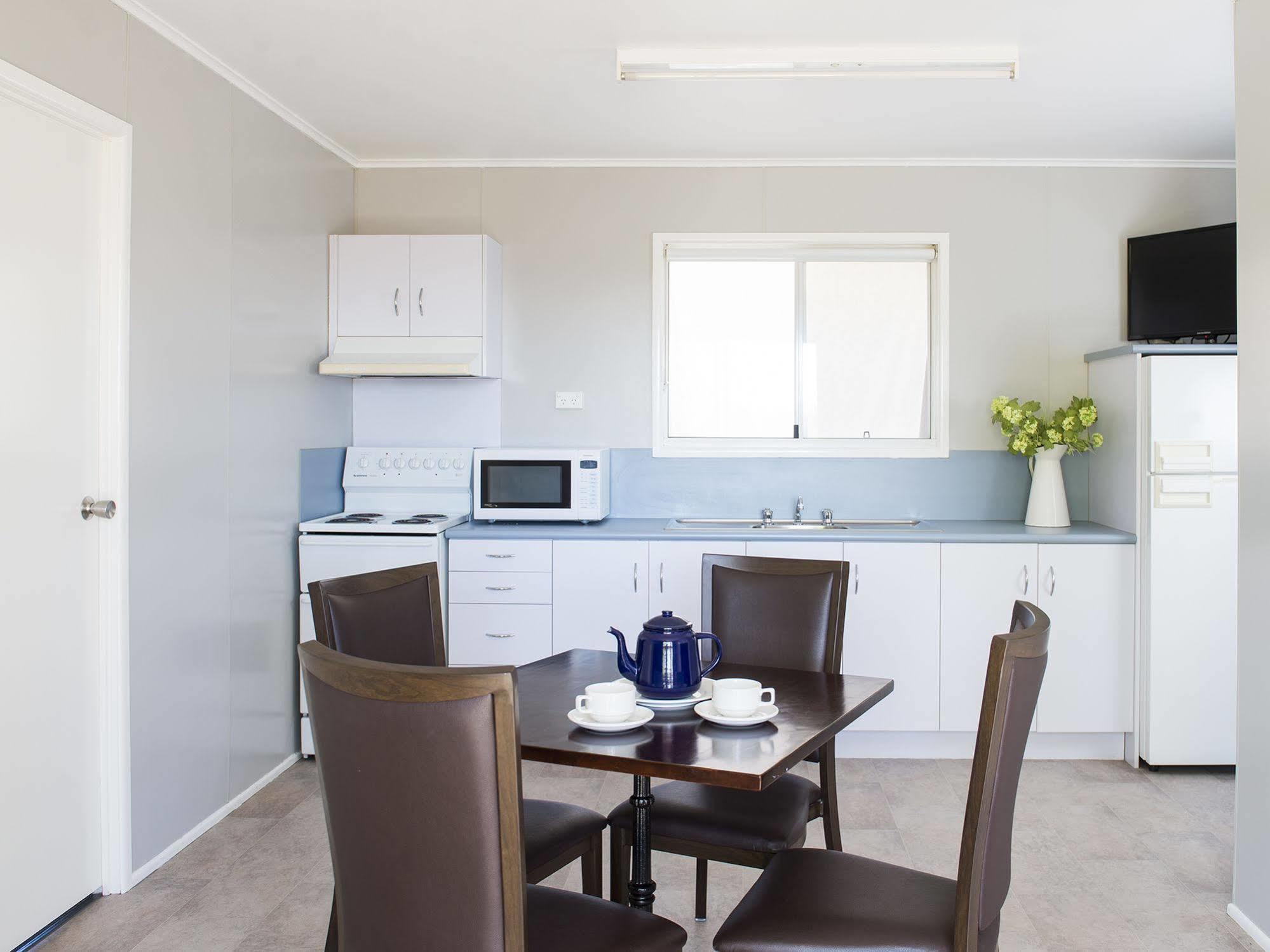Villa Saltbush Retreat Longreach Esterno foto